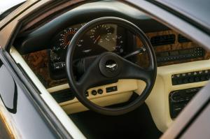 Aston Martin Virage 1990 года  (NA)